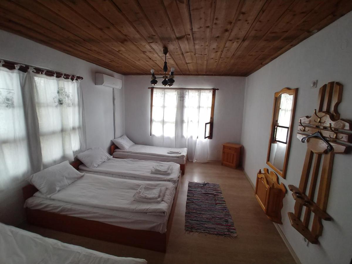 Architects House Albergue Veliko Tárnovo Exterior foto