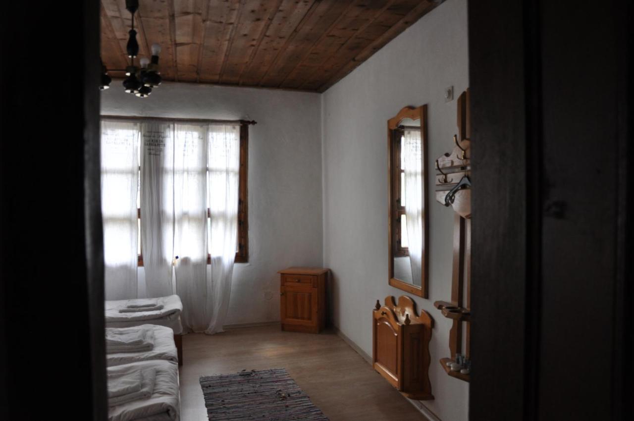 Architects House Albergue Veliko Tárnovo Exterior foto